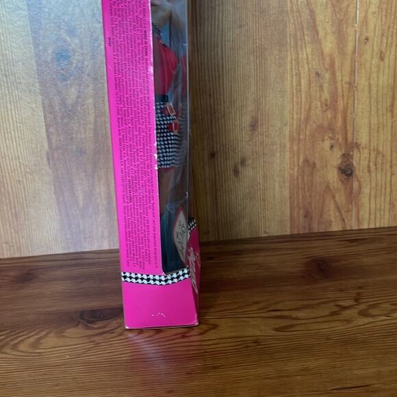 1997 Ponytails Barbie Doll Special Edition Mattel #18141 Red Dress BOX BEAT UP - Picture 5 of 7